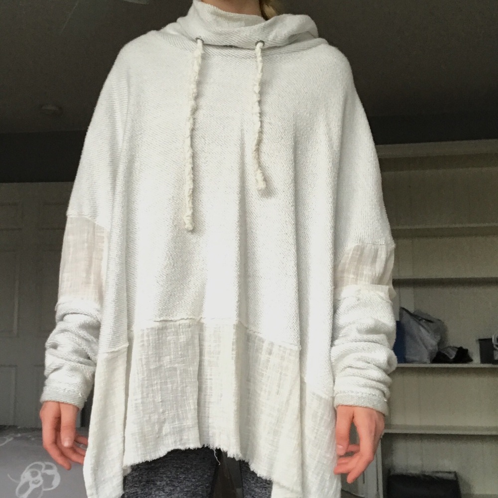 Free people Zoe pull over!!